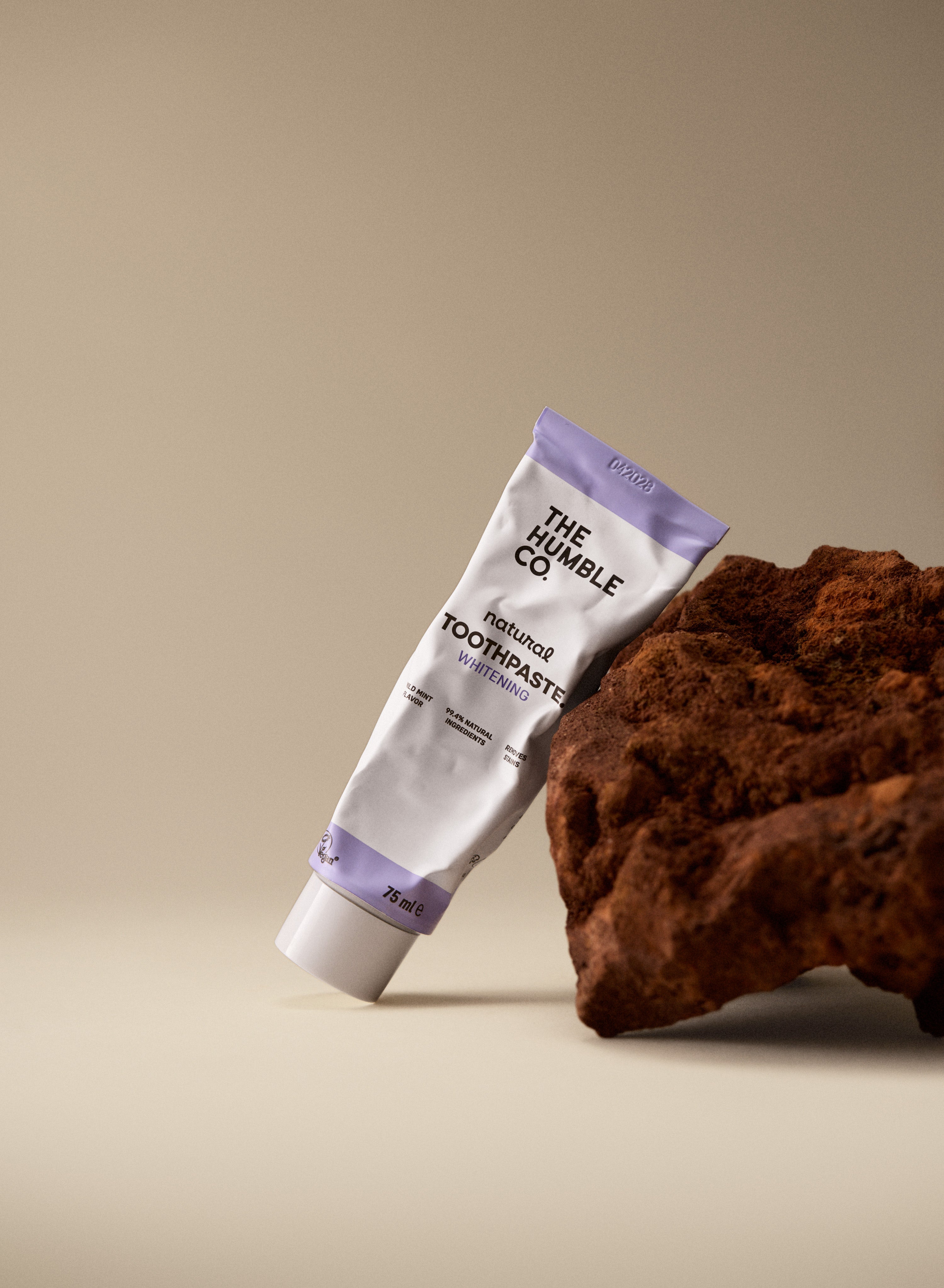 The Humble Co. Натурална Избелваща Паста за зъби 75ml - Мента